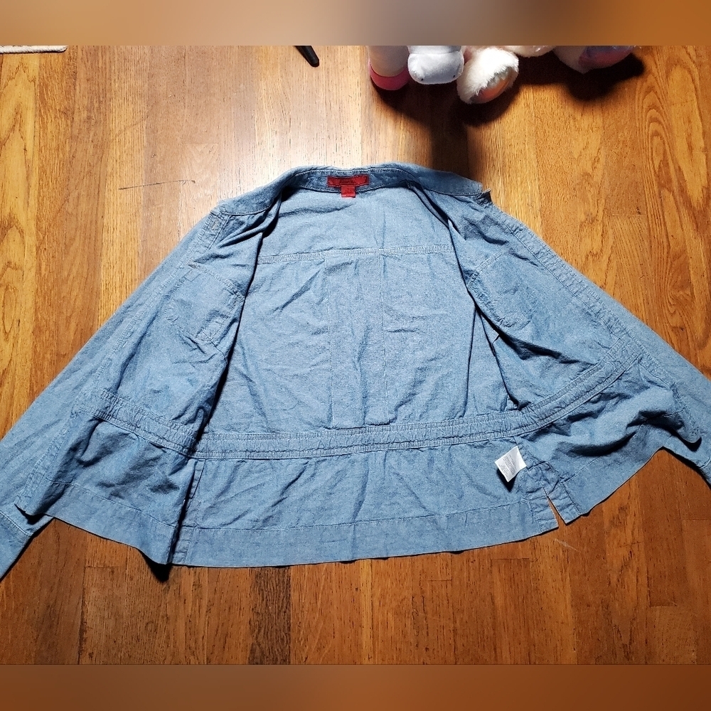 Sunset Rd Vineyard Charm Chambray Drawstring Waist Denim Shirt - Picture 6 of 12